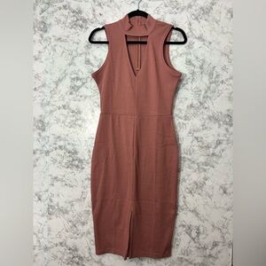 Elegant Sleeveless Midi Dress in Mauve